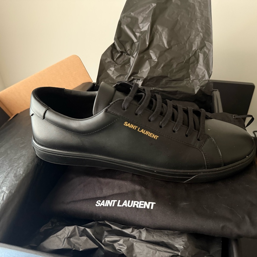 Saint Laurent Paris Brooklyn Andy Low-Top Sneaker - Picture 3 of 7